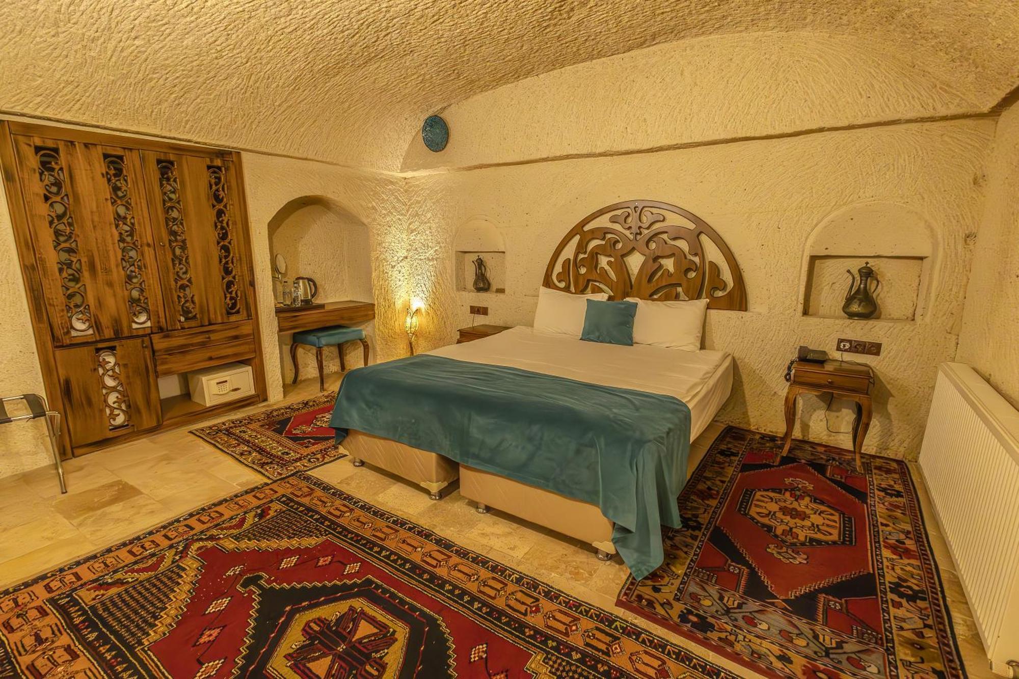 Milagre Cave Cappadocia Cavusin