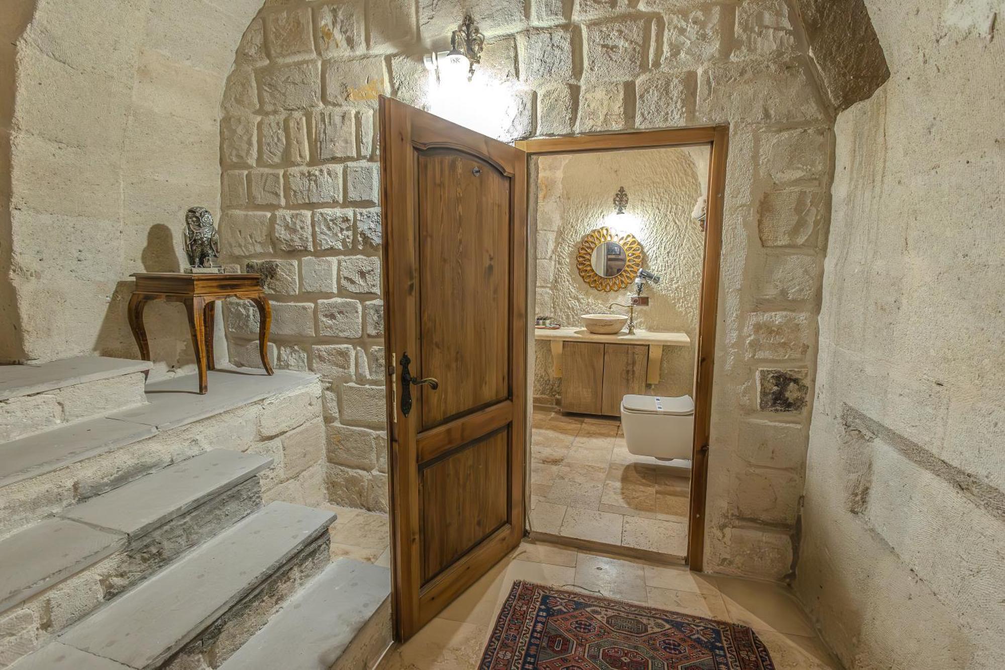 Milagre Cave Cappadocia Cavusin